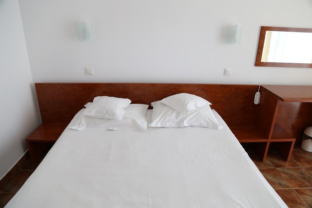 Hotel Florida Mamaia Buitenkant foto