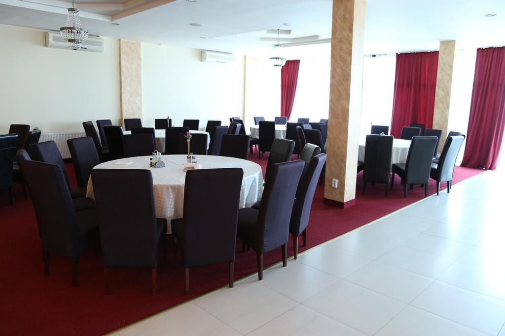Hotel Florida Mamaia Buitenkant foto