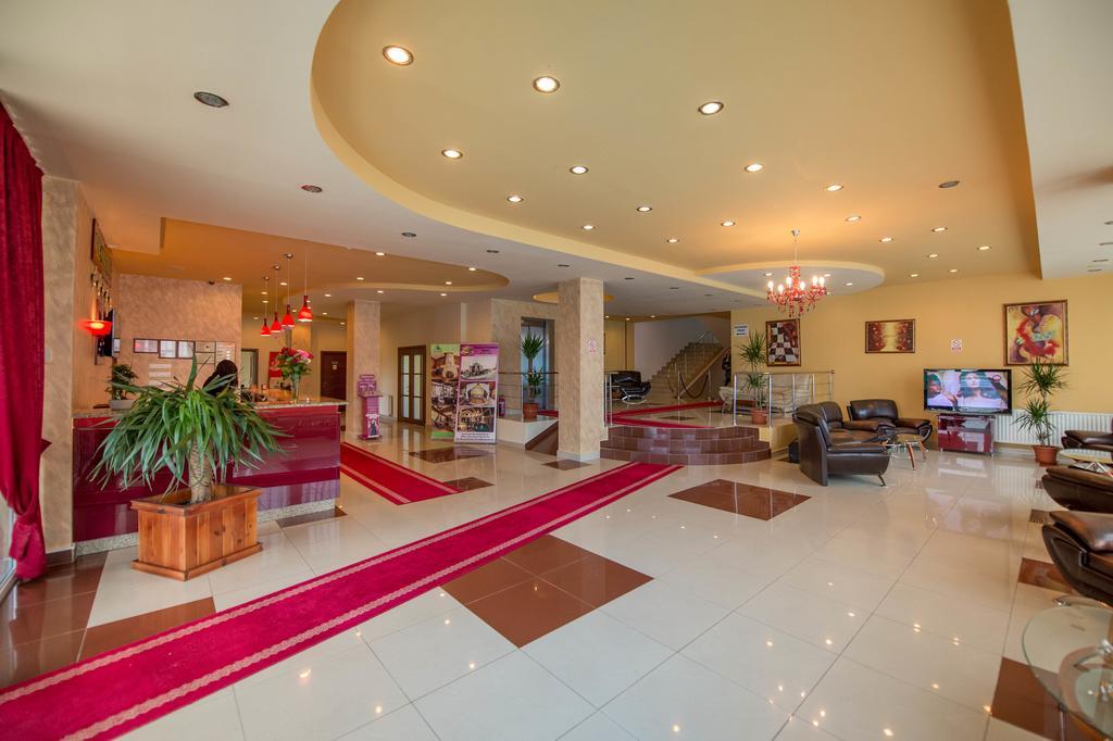 Hotel Florida Mamaia Buitenkant foto