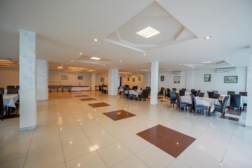 Hotel Florida Mamaia Buitenkant foto