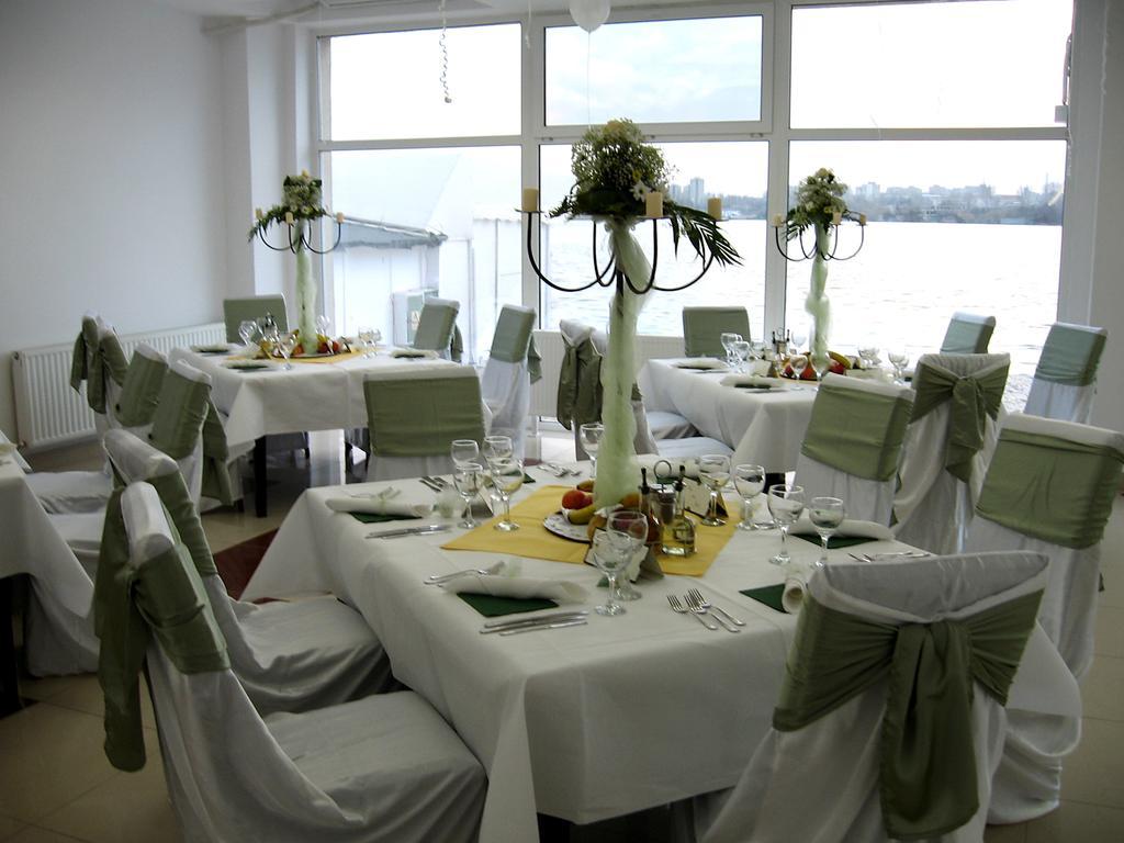 Hotel Florida Mamaia Buitenkant foto