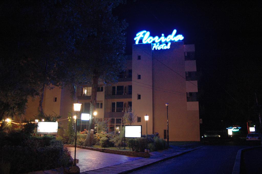 Hotel Florida Mamaia Buitenkant foto